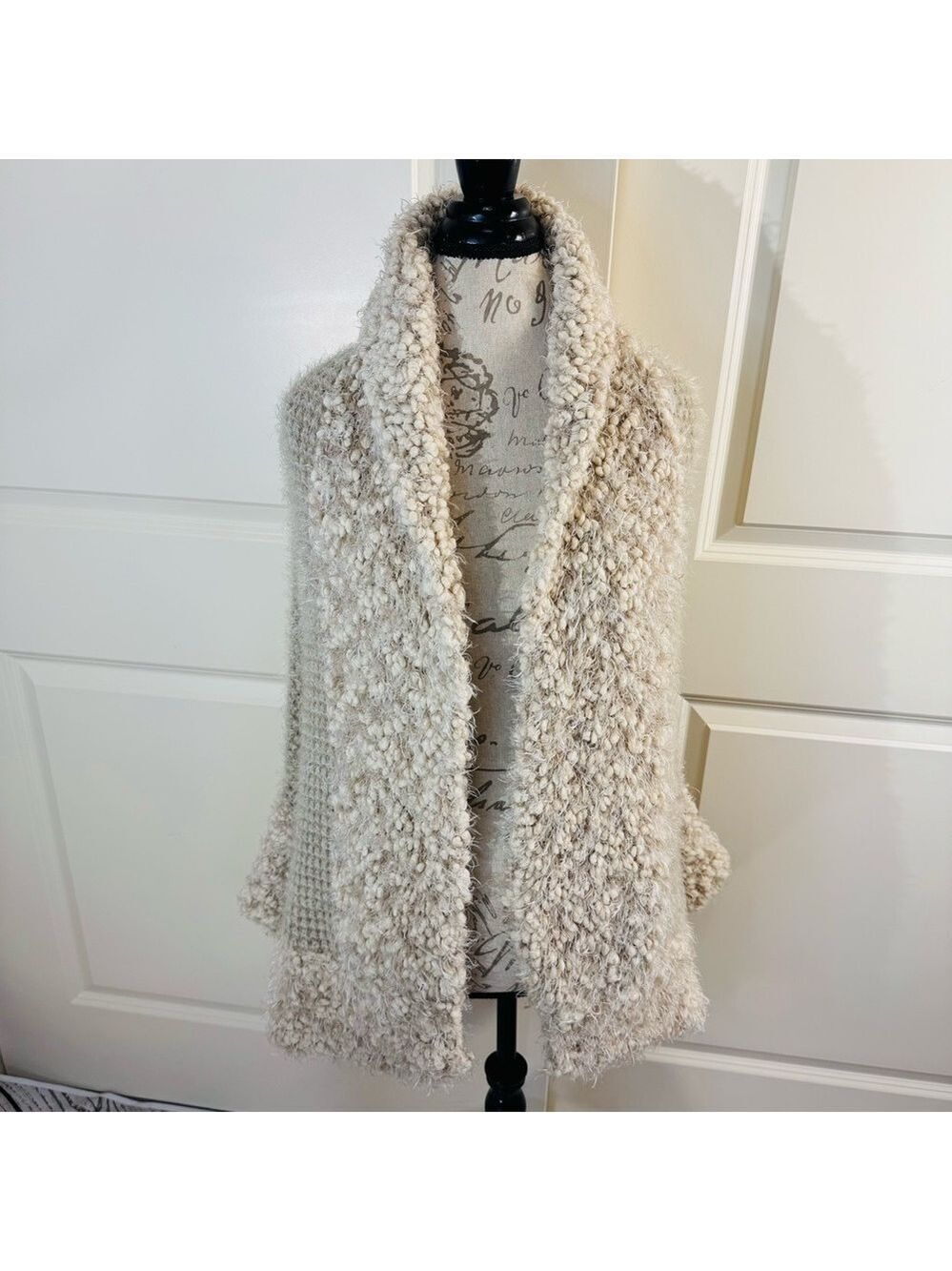 Simply Noelle Cozy Textured Cream/Beige Cardigan OS